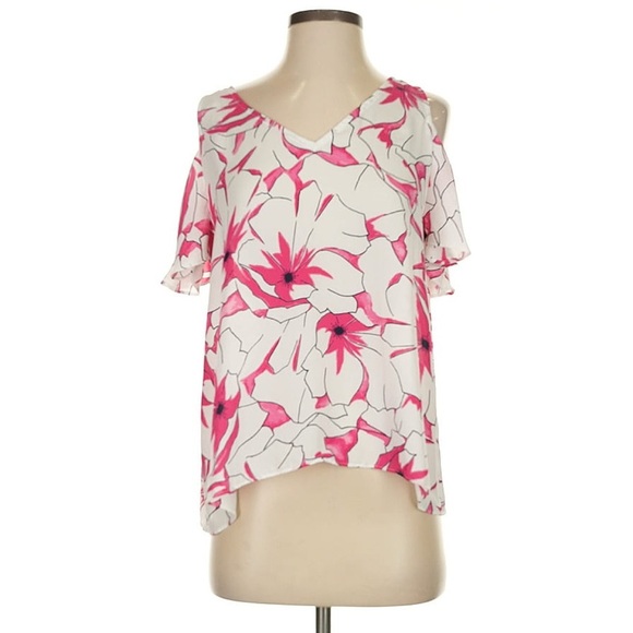 Violet & Claire Pink Floral Cold Shoulder Flutter Blouse - Picture 10 of 14